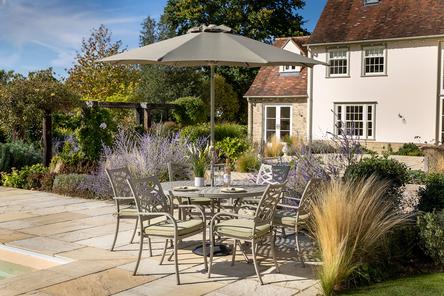 Buxton 6 Seat Round Dining Set